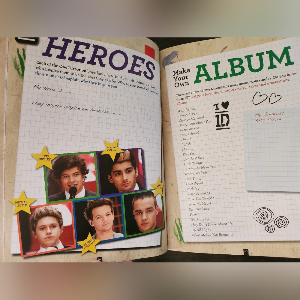 One Direction Activity and Sticker Book - Picture 6 of 11
